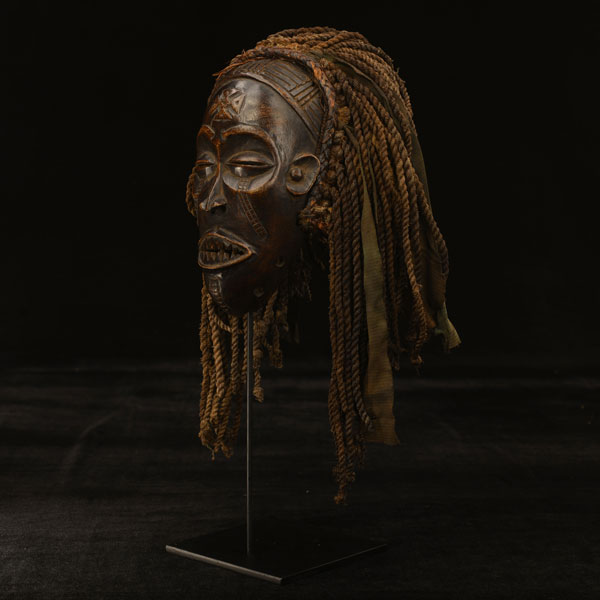 African Chokwe mask Left Angle