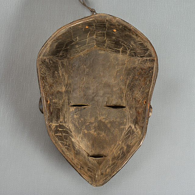 African Chokwe mask back - Click for a more detailed view of this African mask. African Chokwe mask