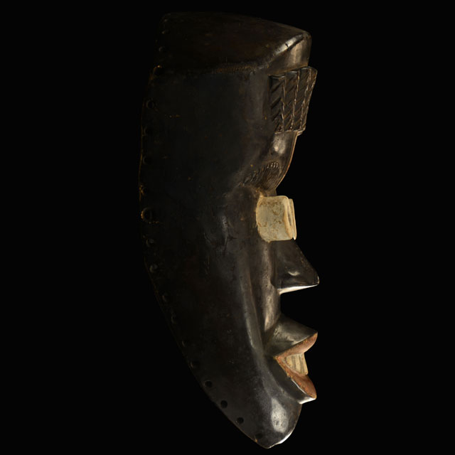 Dan Mask 23 Right Side