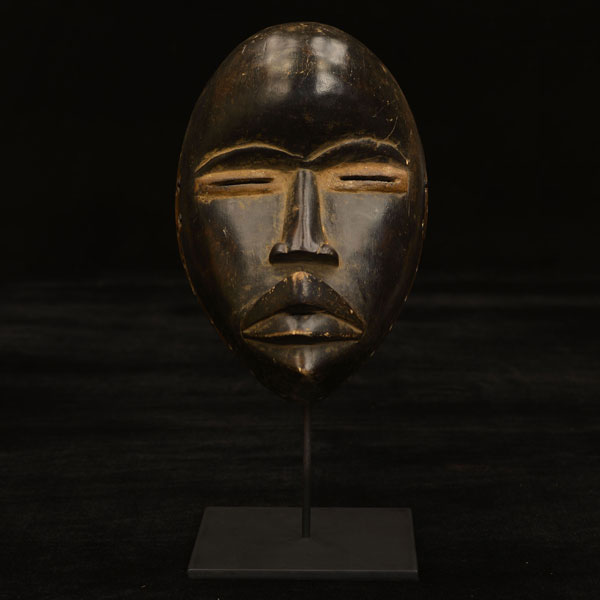 Dan Mask 52