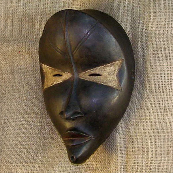 African Dan Mask 32 Left Angle