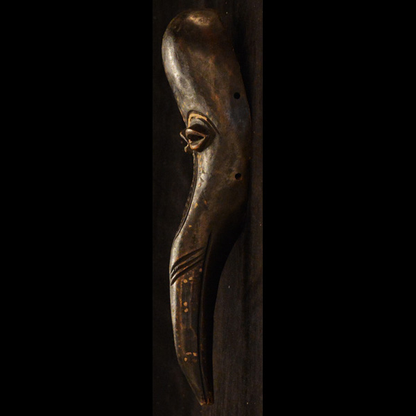 African Dan Mask 40 left side