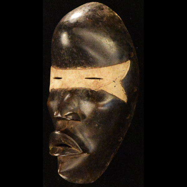 Dan Mask 56 Left Angle
