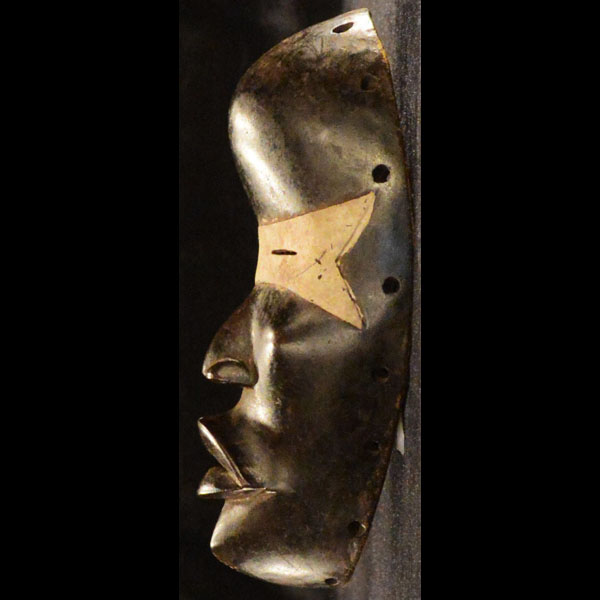 Dan Mask 56 Left