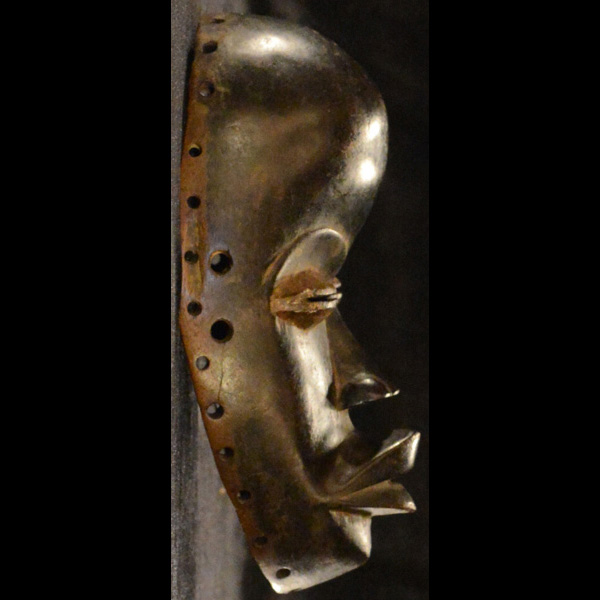 Dan Mask 58 Right Side
