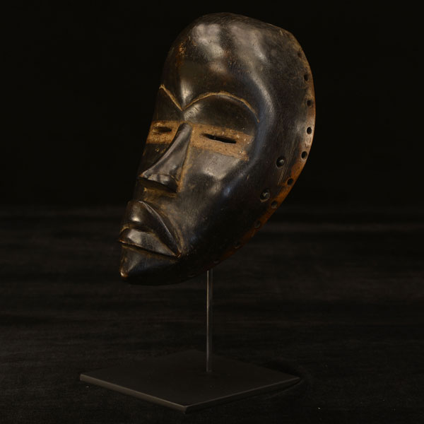 Dan Mask 59 Left Angle