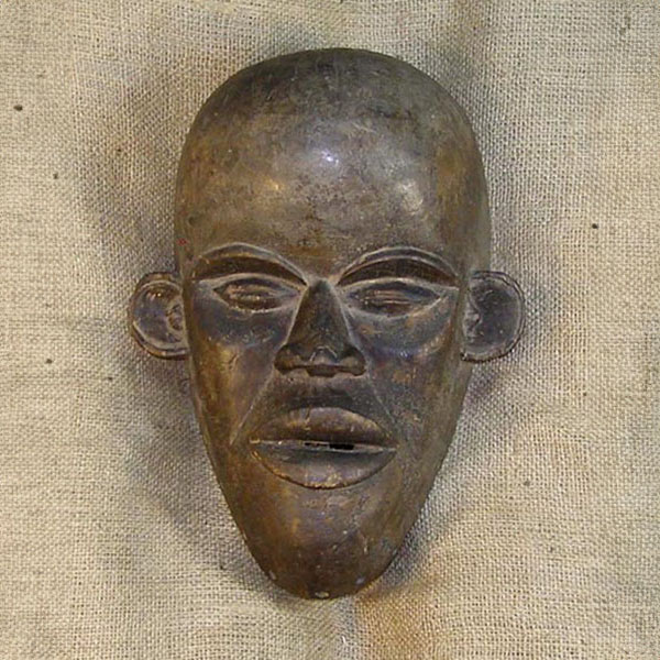 Dan Mask 30 front