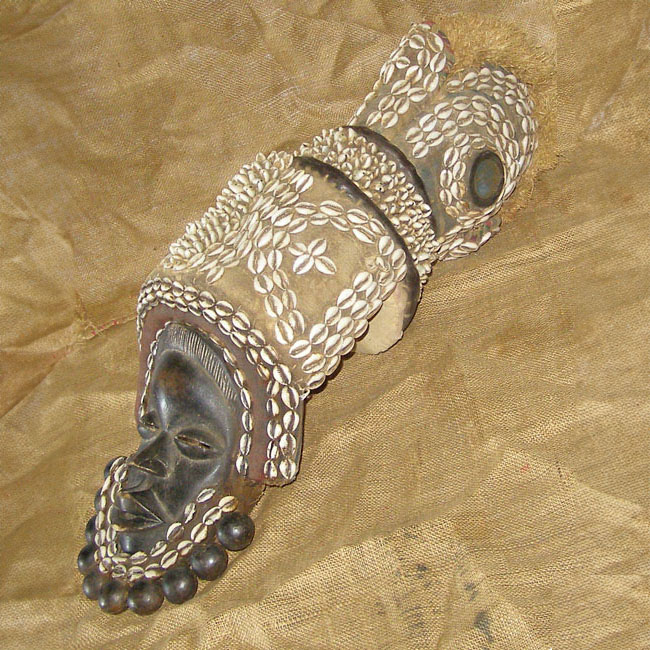 Dan Guerre Mask 1 Left Angle