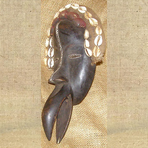 Dan Mask 10 Left Angle