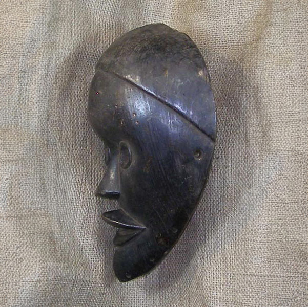 Dan Mask 20 Left