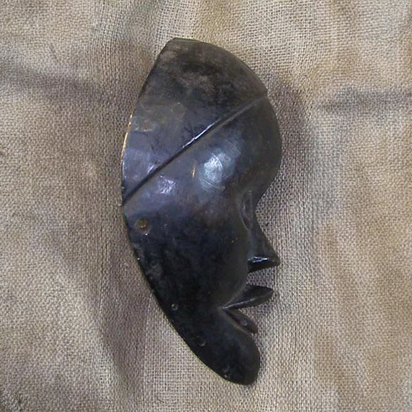 Dan Mask 20 Right Side
