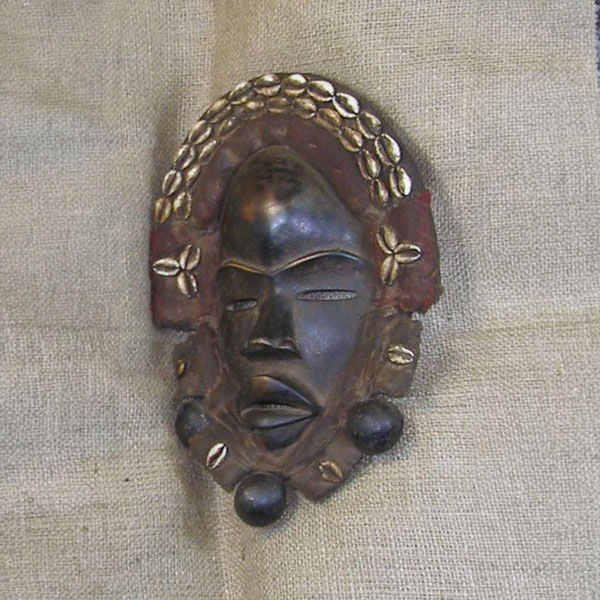 Dan Mask 21 Left Angle
