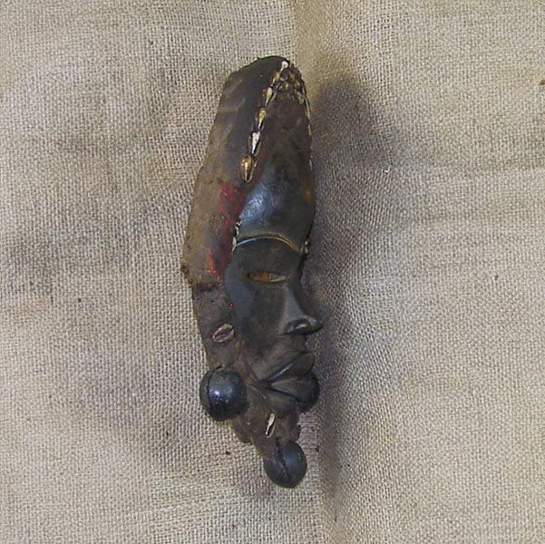 Dan Mask 21 Right Side