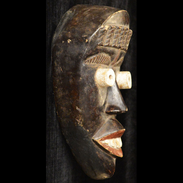 Dan Mask 22 Right Side