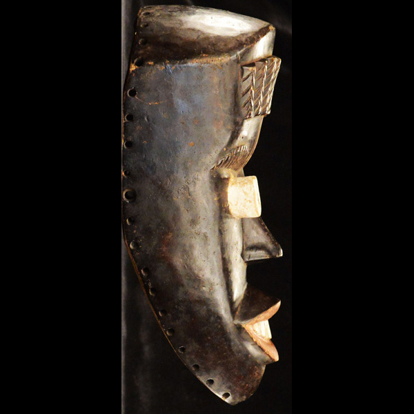 Dan Mask 23 Right Side
