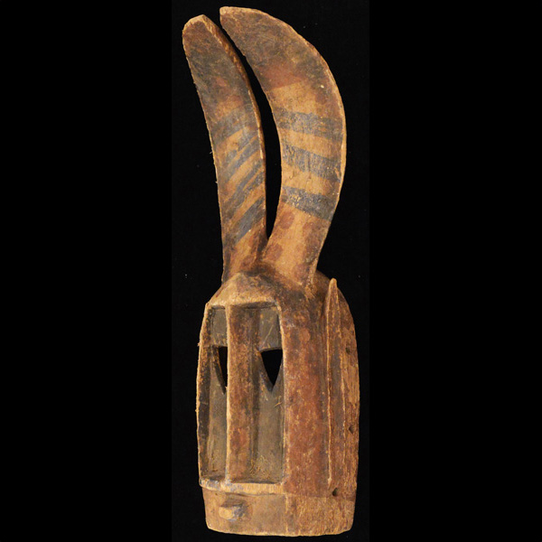 Dogon Rabbit Mask 64 Left Angle