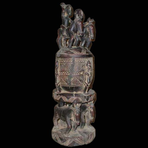 Dogon Pot with Lid Left Angle
