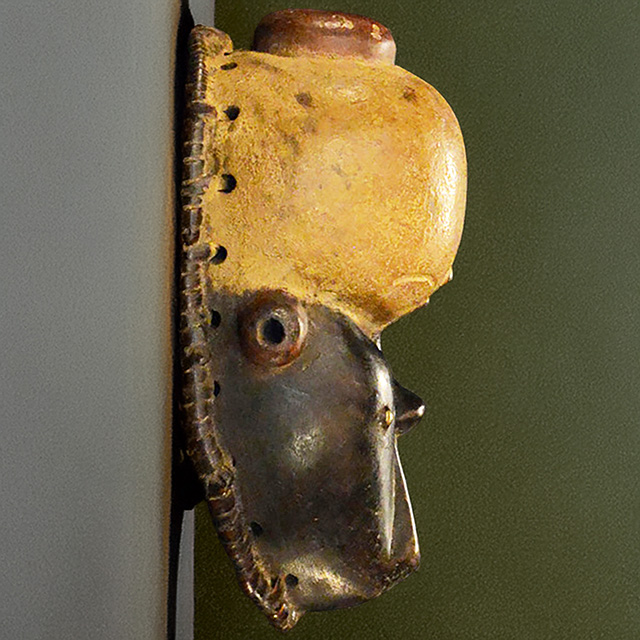 Duma Mask 6 Right Side