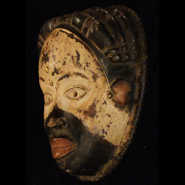 Duma Mask 7 Left Angle