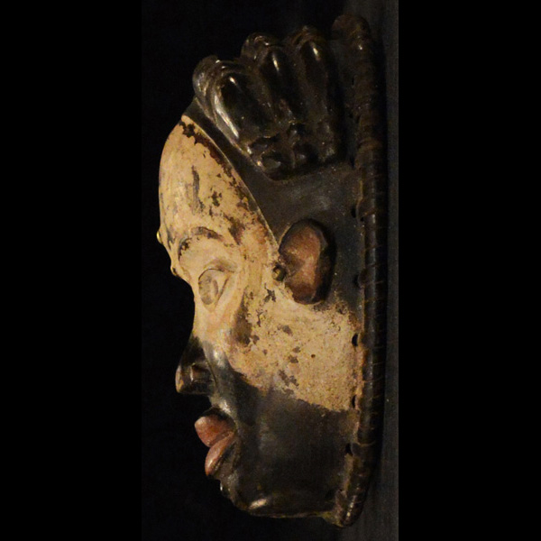 Duma Mask 7 left side