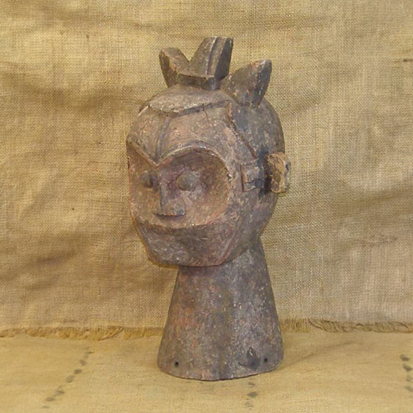 Eket Statuette 1 Left Angle