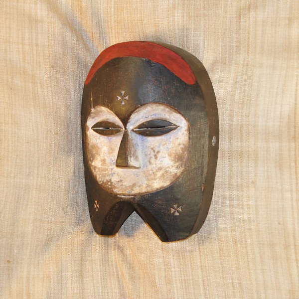 Fang Mask 60 Left Angle