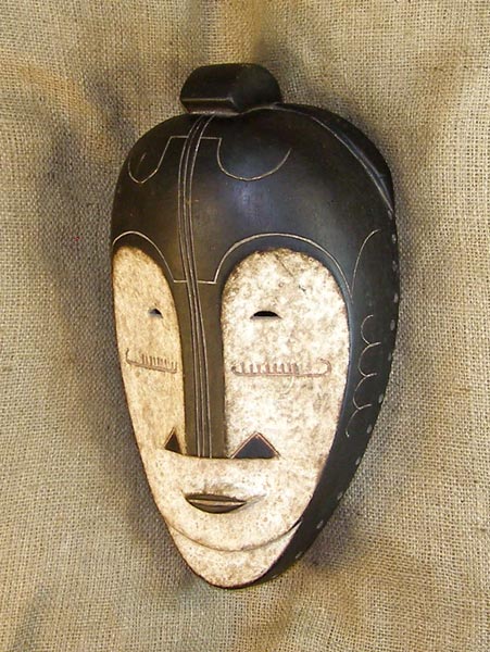 Fang Mask 47 Left Angle