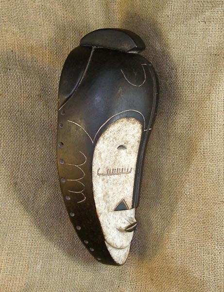 Fang Mask 47 Right Side