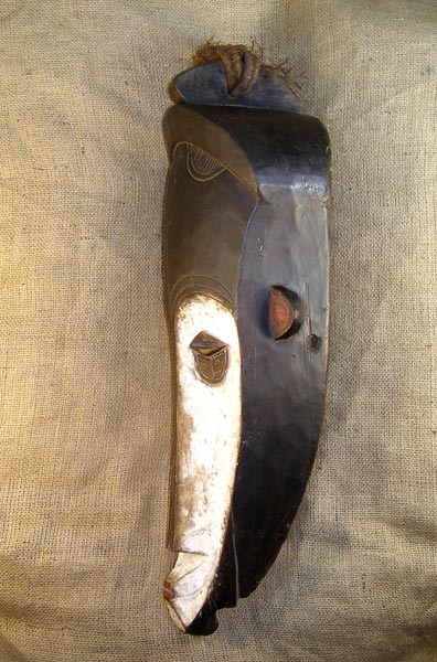 Fang Mask 48 Left