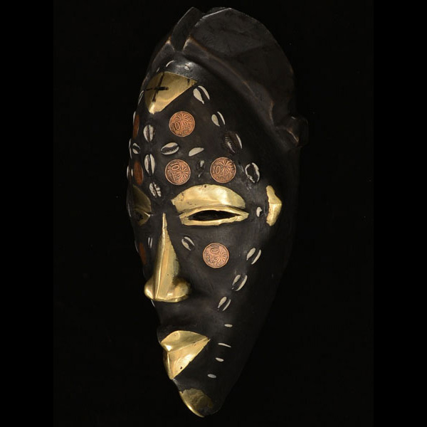 Fang Prosperity Mask 70 Left Angle