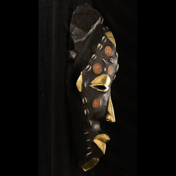 Fang Prosperity Mask 70 Right Side