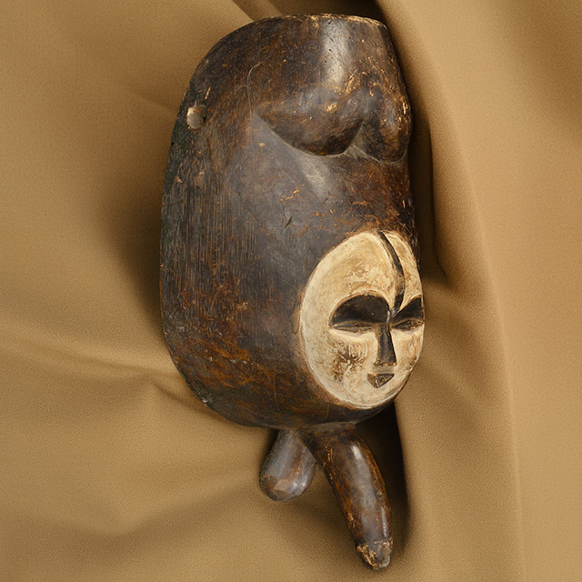 African Fang fertility body mask 46 Right Angle - Click for more pictures of this African Mask. African Fang fertility body mask 46