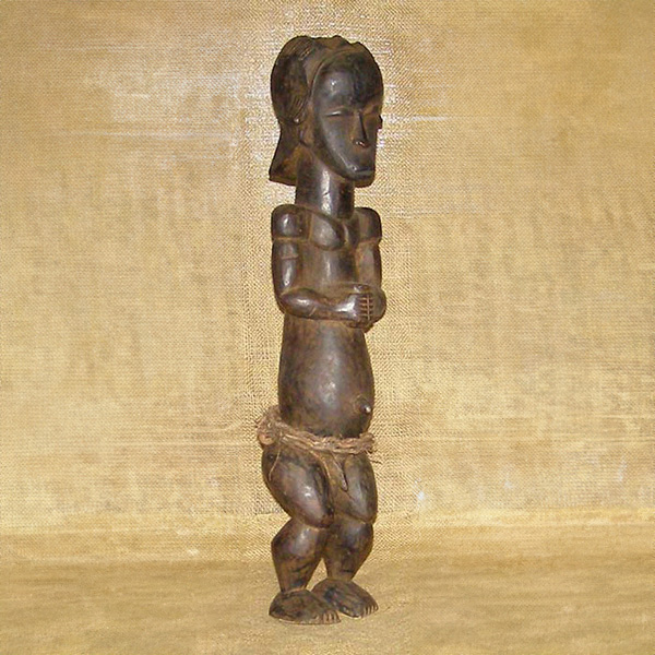 Fang Statue 9