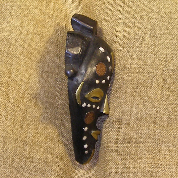 Fang Prosperity Mask 17 Right Side