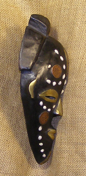 Fang Prosperity Mask 9 Right Side