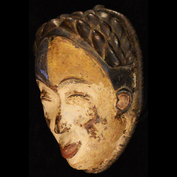 Galoa Mask 3 Left Angle