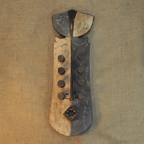 Grebo Mask 31 front