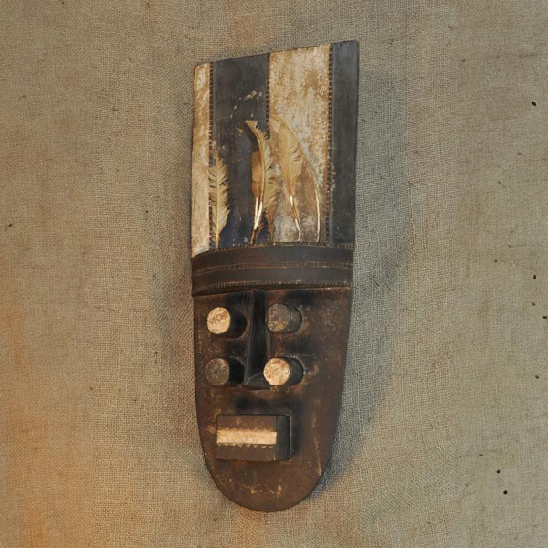 Grebo Mask 33 Left Angle