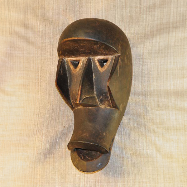 Grebo Mask 39 Left Angle