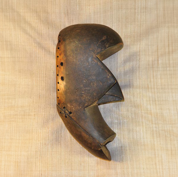 Grebo Mask 39 Right Side