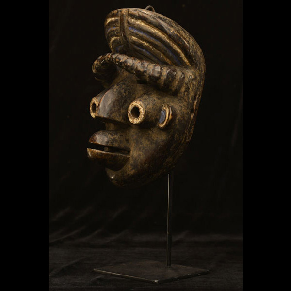 Grebo Mask 57 Left Angle