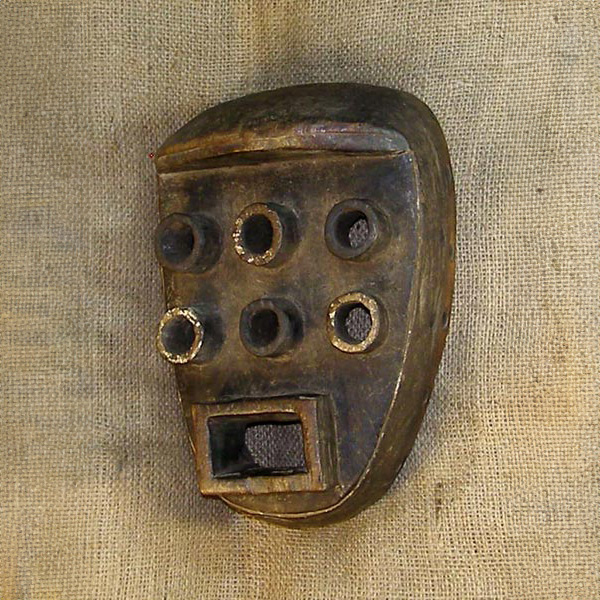 Grebo Mask 22 Left Angle
