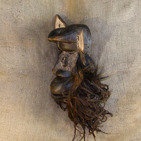 Grebo Mask 26 Left