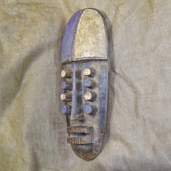 Grebo Mask 15 Left Angle