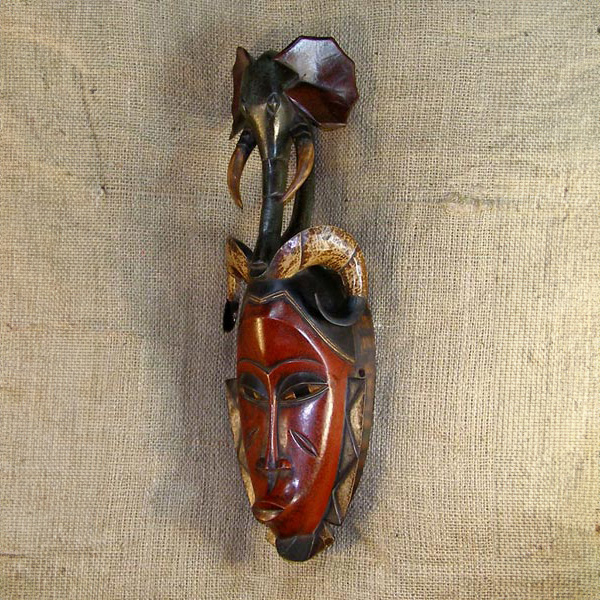 Guro Mask 52 Left Angle
