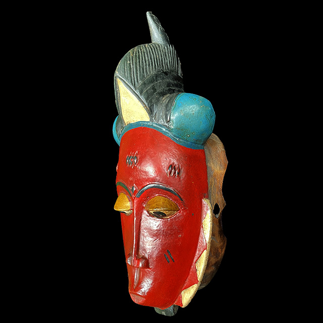 Guro Mask 78 Left Angle