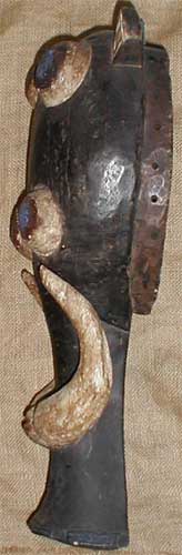 Guro Mask 24 Left Angle