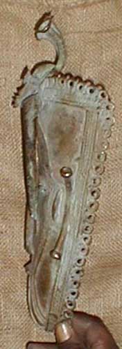 Guro Mask 30 Left Angle