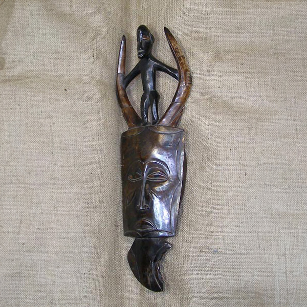 Guro Mask 34 Left Angle