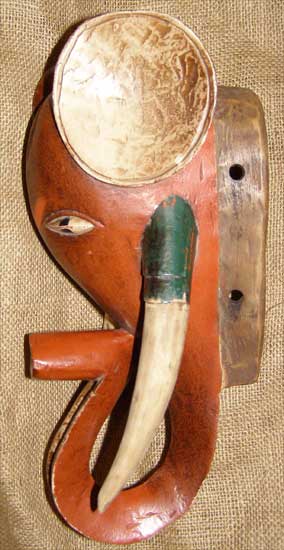 Guro Mask 8 Left Angle